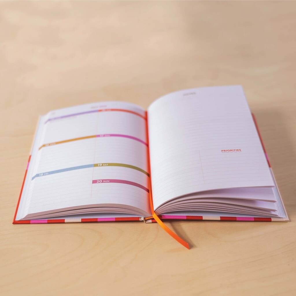 2025 One Page Per Day AT A GLANCE 2025 Daily Planner 12 Month Hardcover Diary 7 3 4 X 12 Large Format With Lay Flat Binding Red Cover Daily Diary