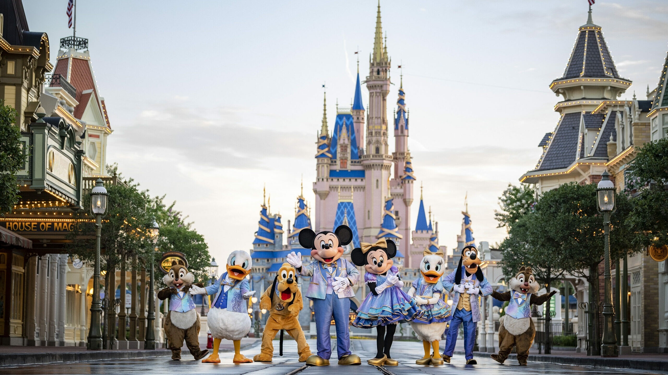  80 Disneyworld Wallpapers WallpaperSafari
