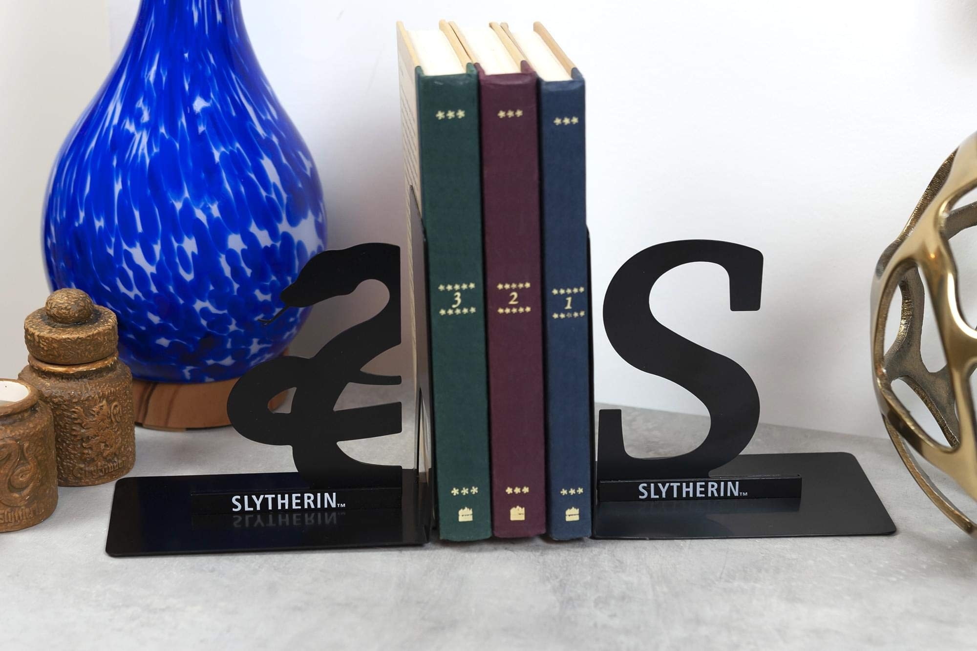 Amazon Harry Potter Metal Bookends Black Hogwarts House Slytherin Diecast Design Decorative Book Holder Home Office Kitchen Room Decor Books Collection Display For Shelves Desk Accessories Set Home Kitchen