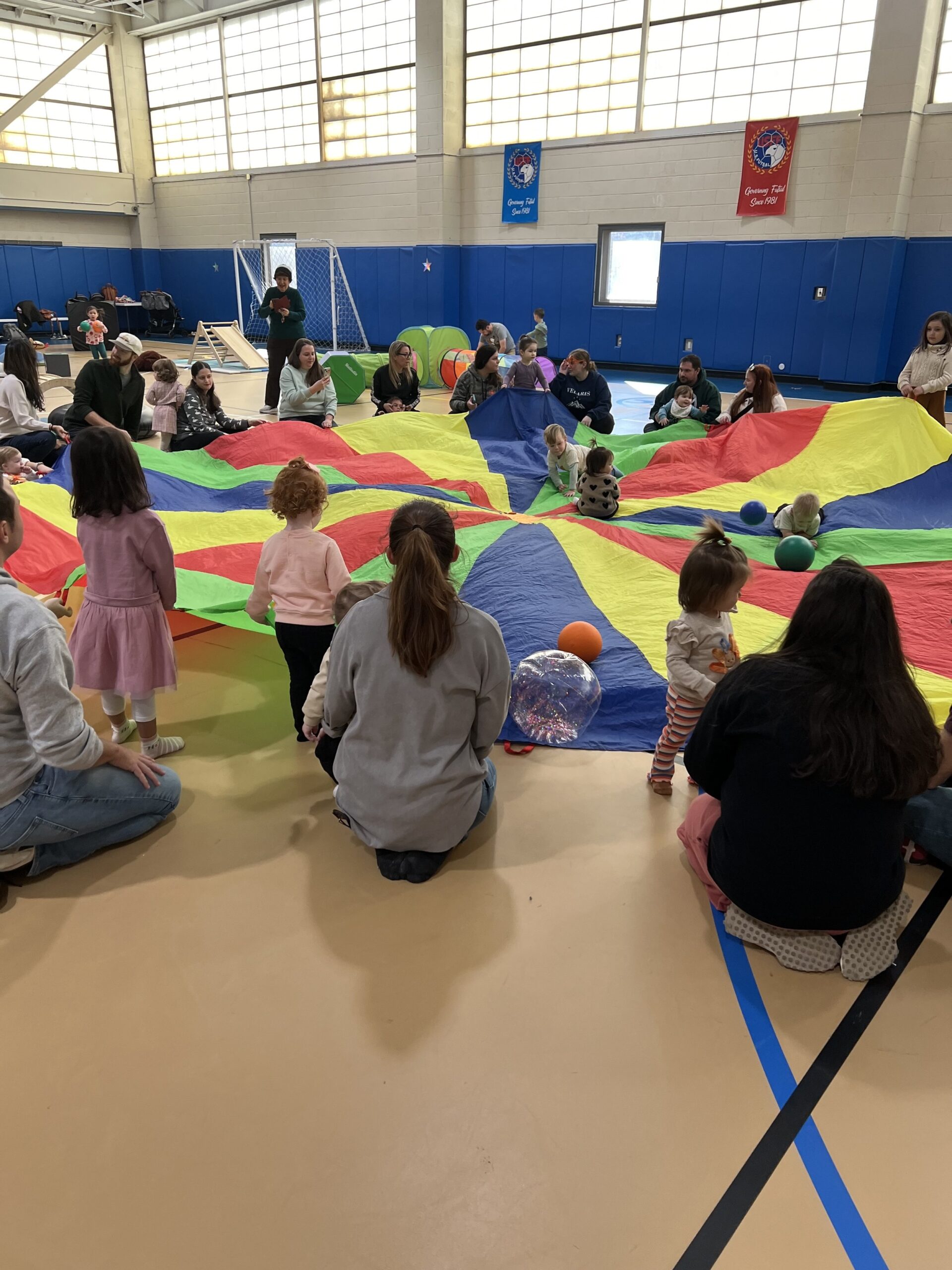 Grown Up And Me Classes Babies Toddlers In Staten Island NYC NJ Happy Day Play Happy Day Play Family Learning