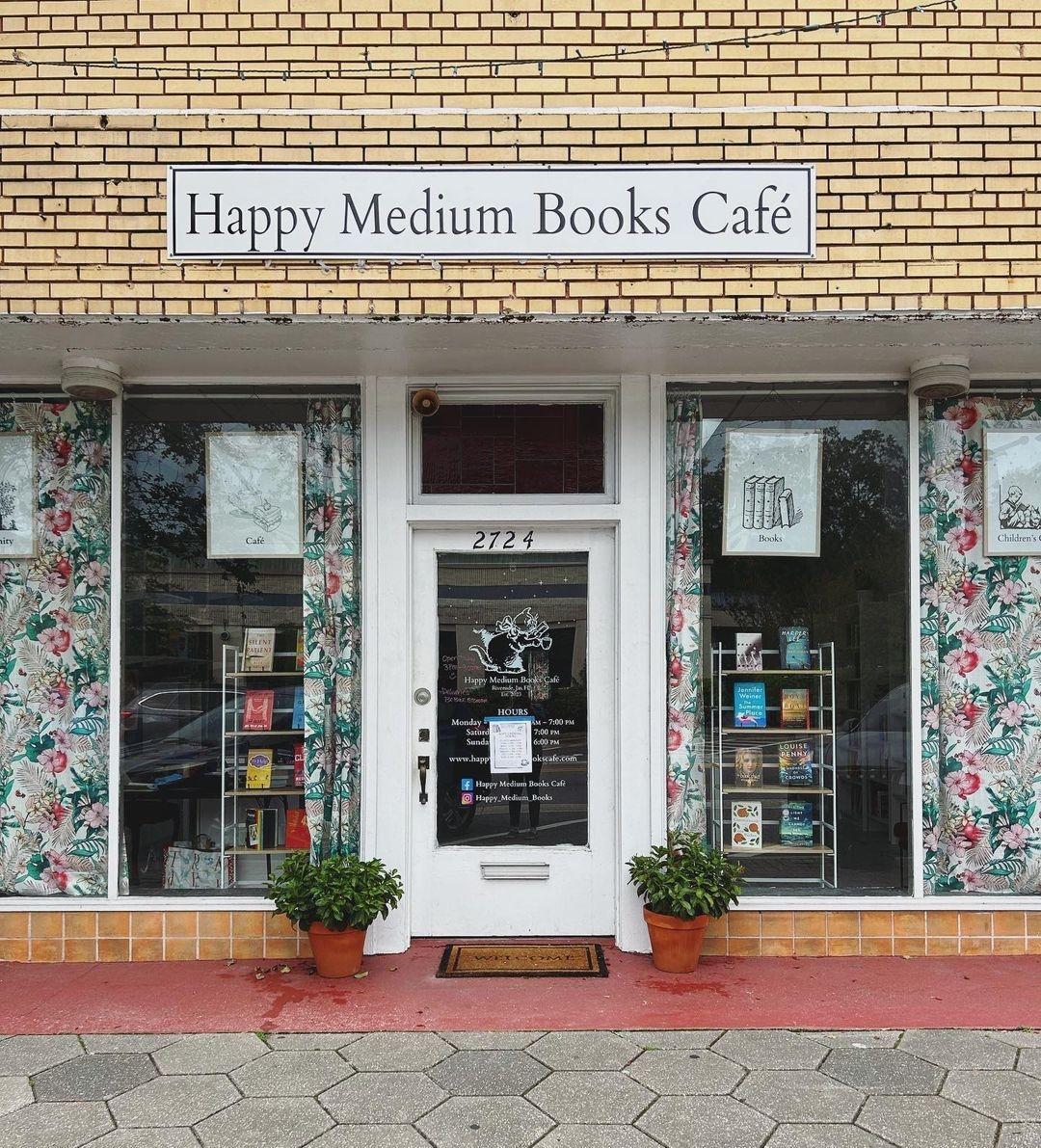 Happy Medium Books Cafe Opens In Jacksonville Fla Shelf Awareness