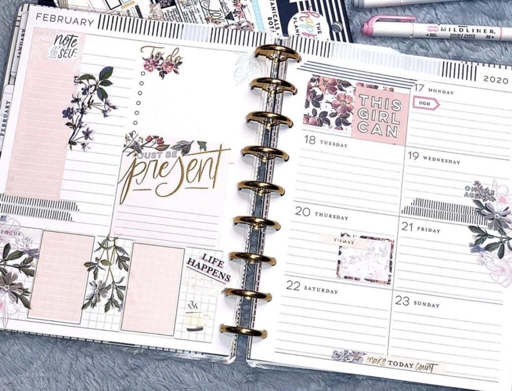happy planner dashboard layout